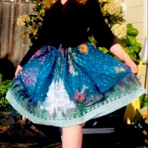 Unique Vintage Light Up Castle skirt LED fireworks, Excellent Cond. Size L
